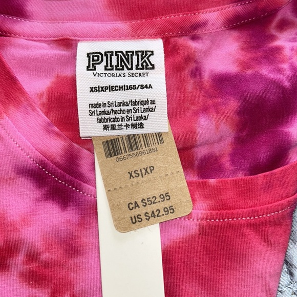 Victoria's Secret PINK
Ruched Side Dress Pink Tie Dye - Picture 9 of 10